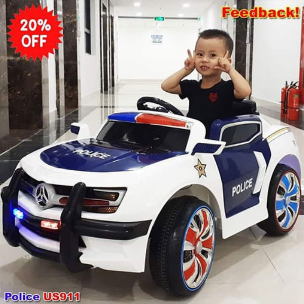 Khách hàng của Babyhub Shop rất hài lòng và yêu thích xe ô tô điện trẻ em cảnh sát US911X