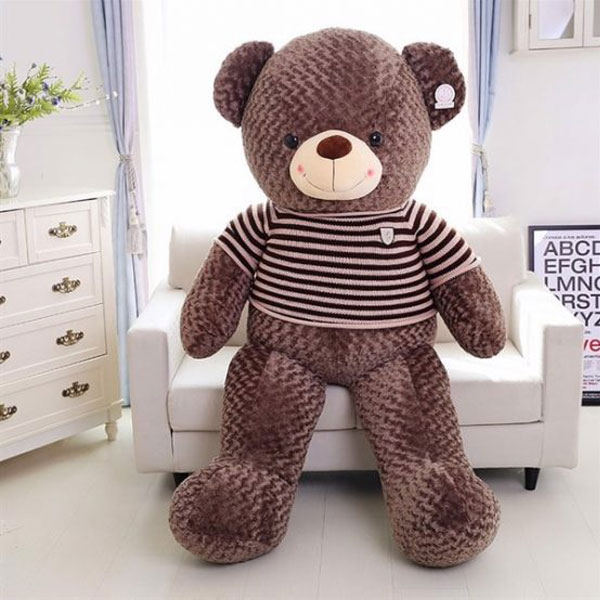 Gấu teddy 1m6 là một loại gấu bông có kích thước lớn
